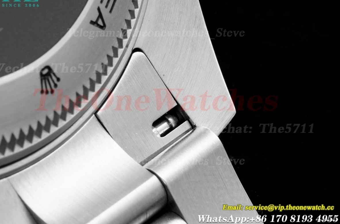 dweller APF SS 126660 VR3235 Black DeepSea 44mm Dot SS 0407